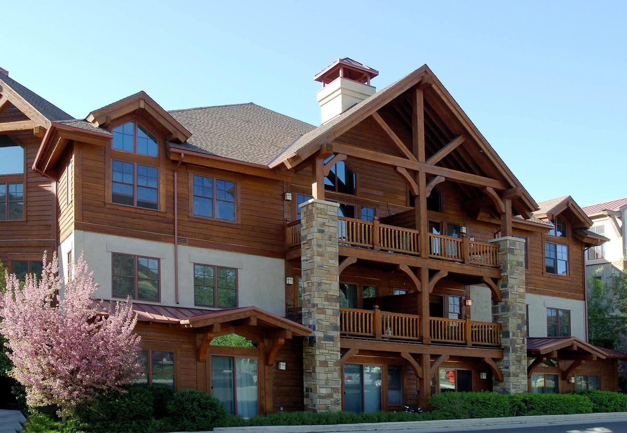 Lodge At Brookside Avon Village Eksteriør bilde