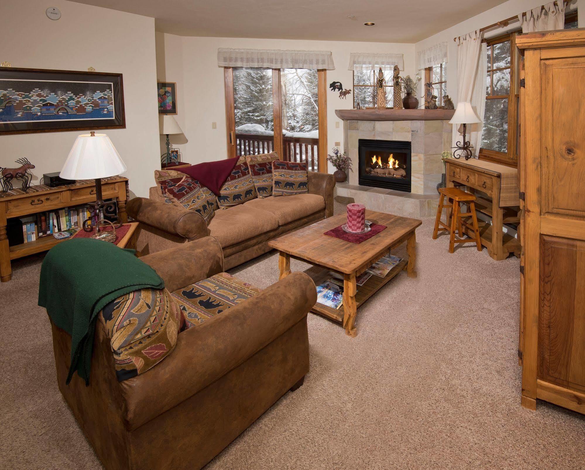 Lodge At Brookside Avon Village Eksteriør bilde